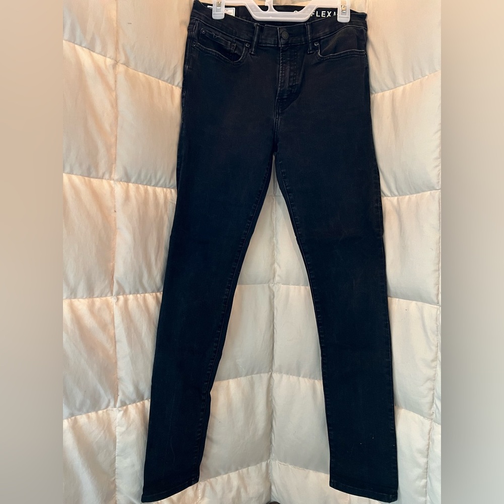 Black Gap Flex Max Super Skinny Jeans